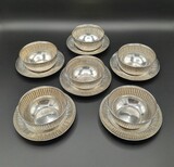 Set of six silver bowls with small dishes. 833/1000 silver. Eagle hallmark for Porto (1938-1984). 804g., 5x10cm (lavabo), 20th century - séc. XX