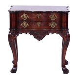 Brazilian rosewood (Dalbergia nigra) sewing table with metal handles. With a openable top and a drawer., 49 x 47 x 35 cm, 19th/20th century - séc. XIX/XX