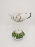 Teapot and Sugar bowl in porcelain, ,